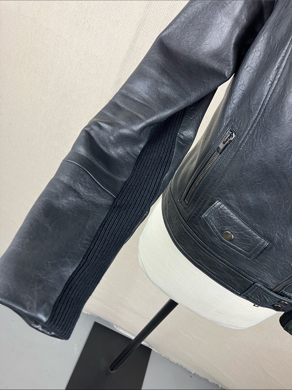 Vince Lamb Leather Moto Jacket Black Full Zip - Picture 10 of 16